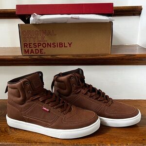 Levi’s NIB Men's Liam Hi Suede High Top Sneakers Size 9 1/2 Tan Brown